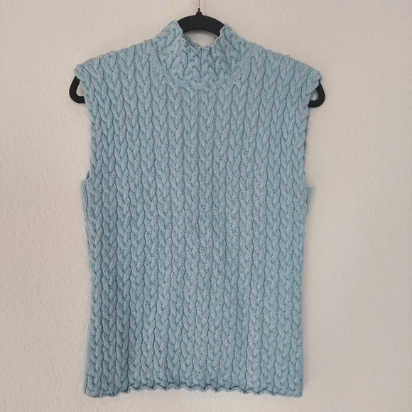 realities Sweaters - Realities Cable Knit Fisherman Scoopneck Sleeveless‎ Sweater Vest Size Meduim